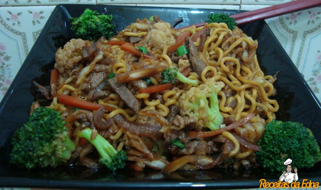 yakissoba-caseiro