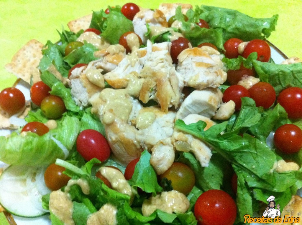 SALADA ESPECIAL DE FRANGO